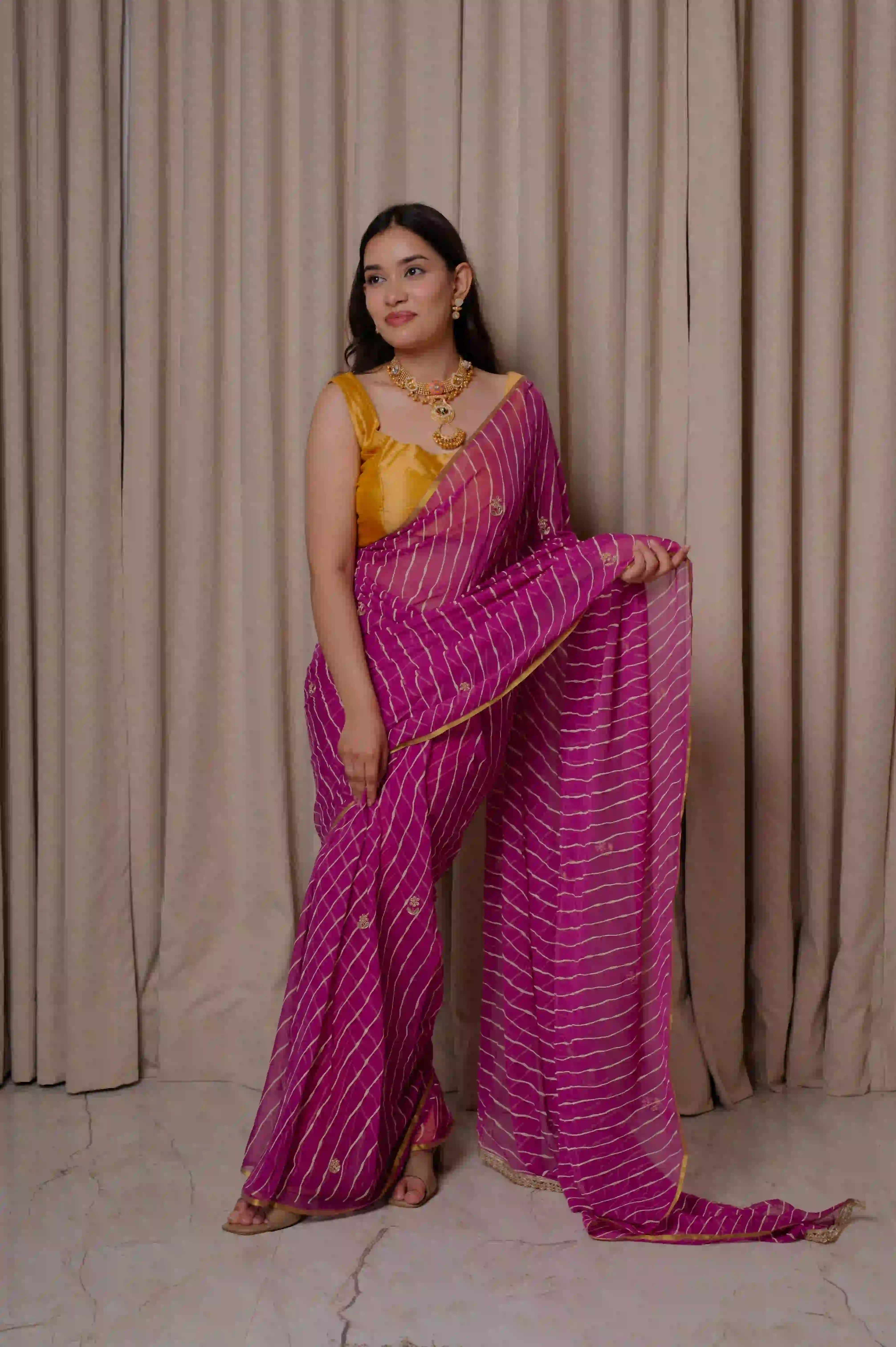 Pure Chiffon Lehariya Saree with Elegant Kardana Buti Work